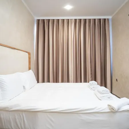 Hotel City Sandanski サンダンスキ