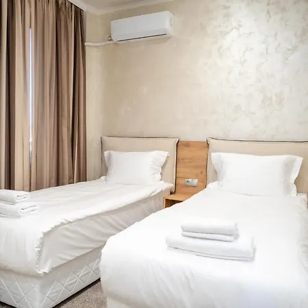 Hotel City Sandanski Хотел 2*